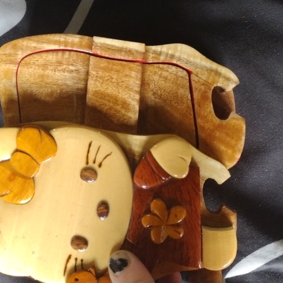 Rare hand carved hellokitty puzzle box - Picture 4 of 7